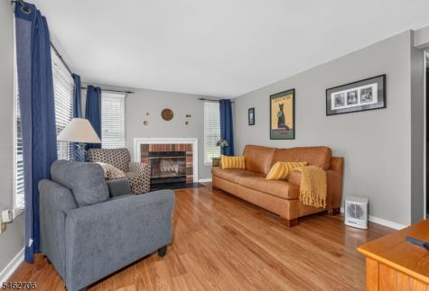 34 Cambridge Oxford NJ 07863