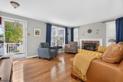 34 Cambridge Oxford NJ 07863