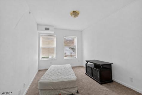 133 N Maple Avenue East Orange NJ 07017