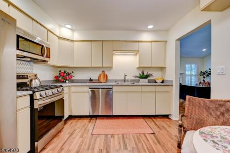 226 Crescenzi Court West Orange NJ 07052