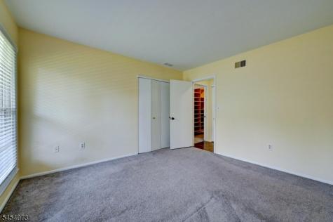 226 Crescenzi Court West Orange NJ 07052