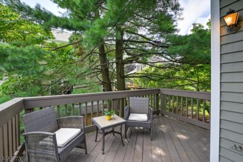 226 Crescenzi Court West Orange NJ 07052