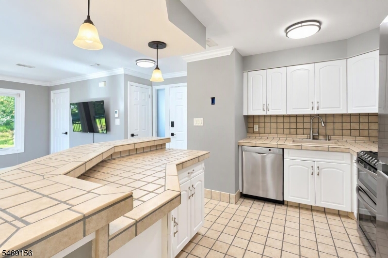 76 Sam Bonnell Drive Union NJ 08809