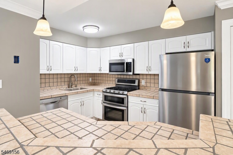 76 Sam Bonnell Drive Union NJ 08809