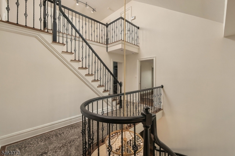 4 Trevino Court Florham Park NJ 07932