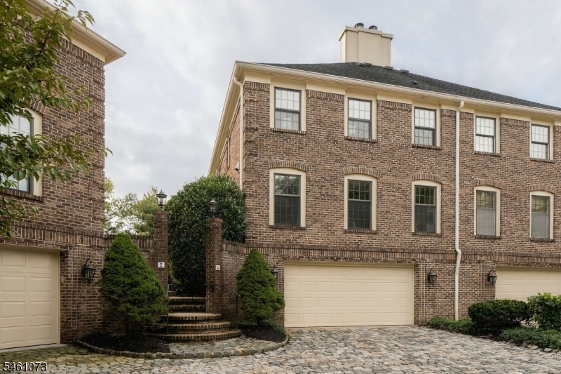 4 Trevino Court Florham Park NJ 07932