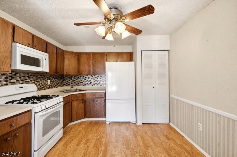 61 Taylor Drive Franklin NJ 08823