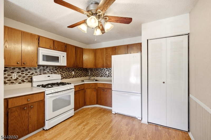 61 Taylor Drive Franklin NJ 08823