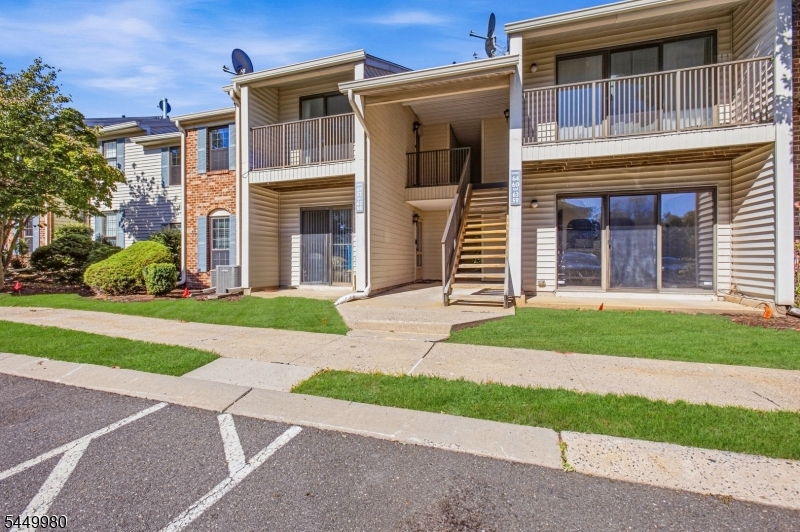 61 Taylor Drive Franklin NJ 08823