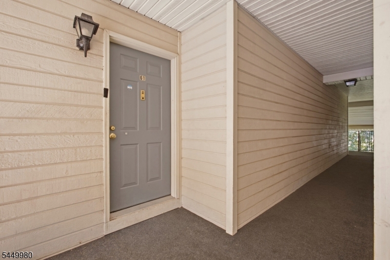 61 Taylor Drive Franklin NJ 08823