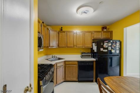 26 Brookside Lane Mount Arlington NJ 07856