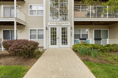 26 Brookside Lane Mount Arlington NJ 07856