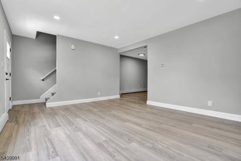 434 Halsted Street East Orange NJ 07018