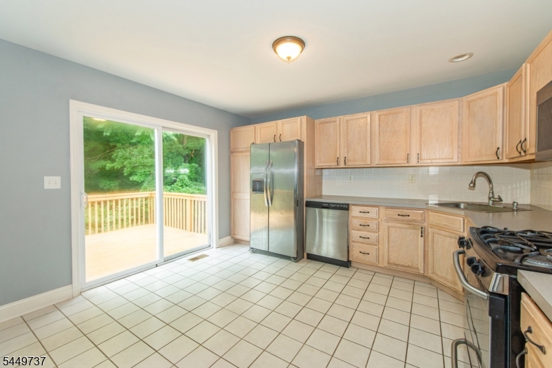 12 Pale Star Court Hardyston NJ 07419