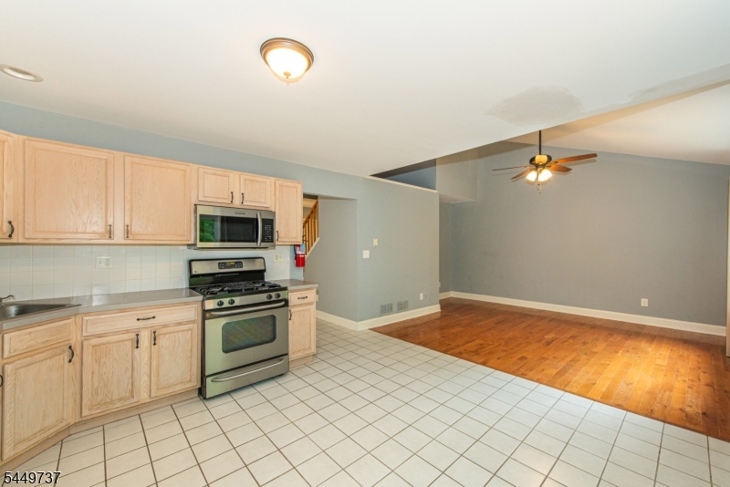 12 Pale Star Court Hardyston NJ 07419