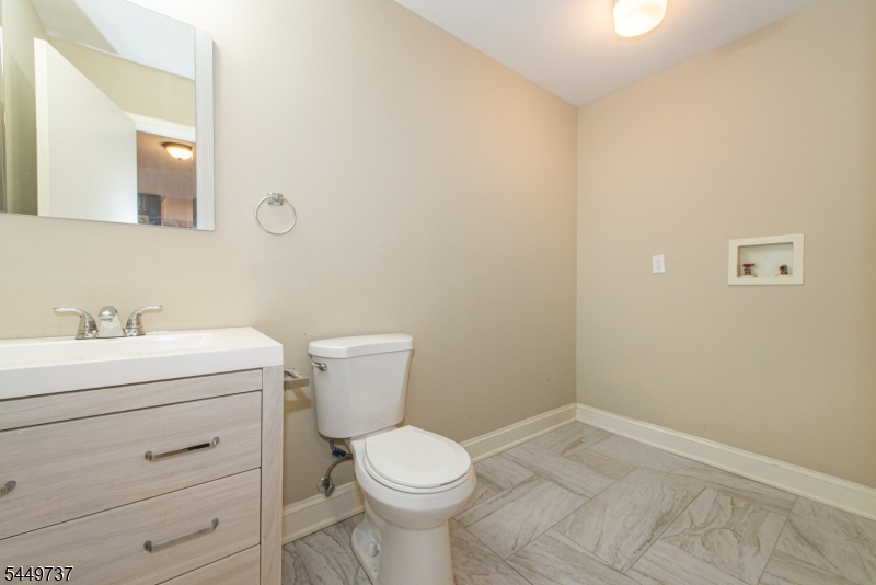 12 Pale Star Court Hardyston NJ 07419