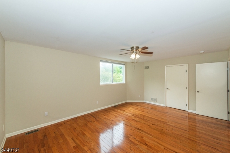 12 Pale Star Court Hardyston NJ 07419