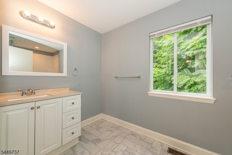 12 Pale Star Court Hardyston NJ 07419