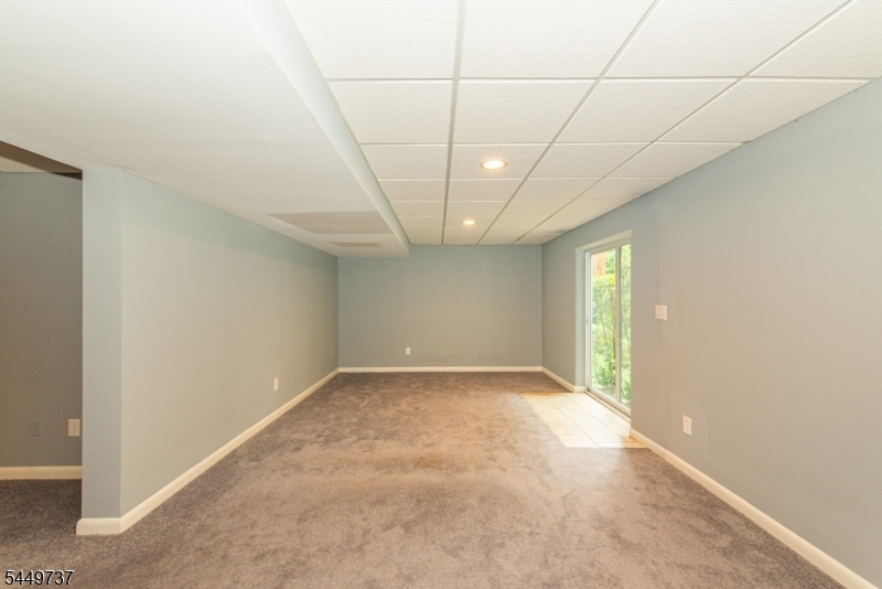 12 Pale Star Court Hardyston NJ 07419