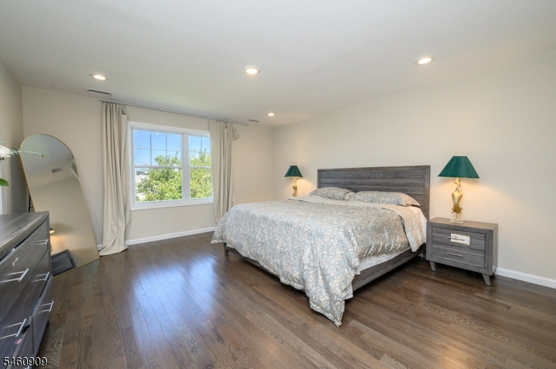 112 Valerie Drive Manville NJ 08835