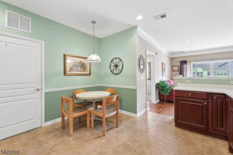 9402 Warrens Way Wanaque NJ 07465
