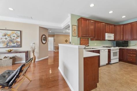 9402 Warrens Way Wanaque NJ 07465