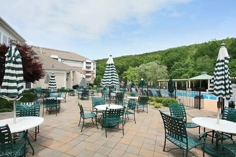 9402 Warrens Way Wanaque NJ 07465