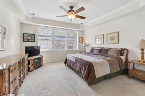 9402 Warrens Way Wanaque NJ 07465