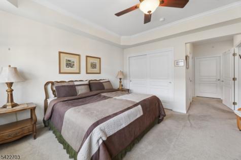 9402 Warrens Way Wanaque NJ 07465