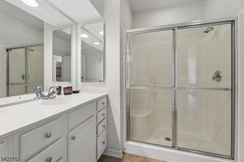 9402 Warrens Way Wanaque NJ 07465