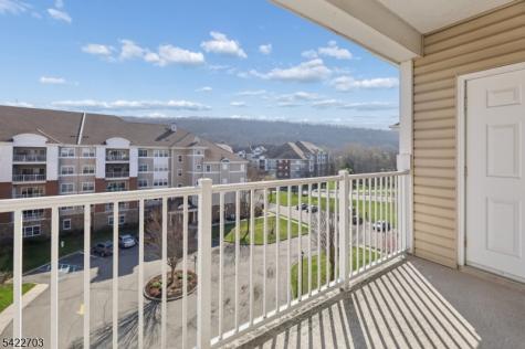 9402 Warrens Way Wanaque NJ 07465