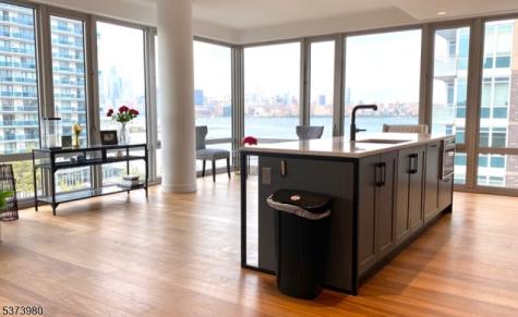 2 Shore Lane Jersey City NJ 07310