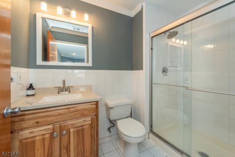 4 Katie Court East Hanover NJ 07936
