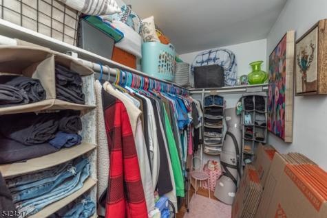 4 Katie Court East Hanover NJ 07936