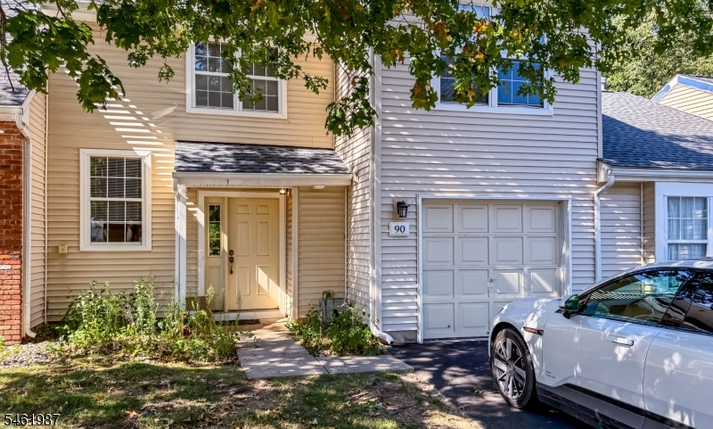 90 Stonehedge Court Franklin NJ 08873