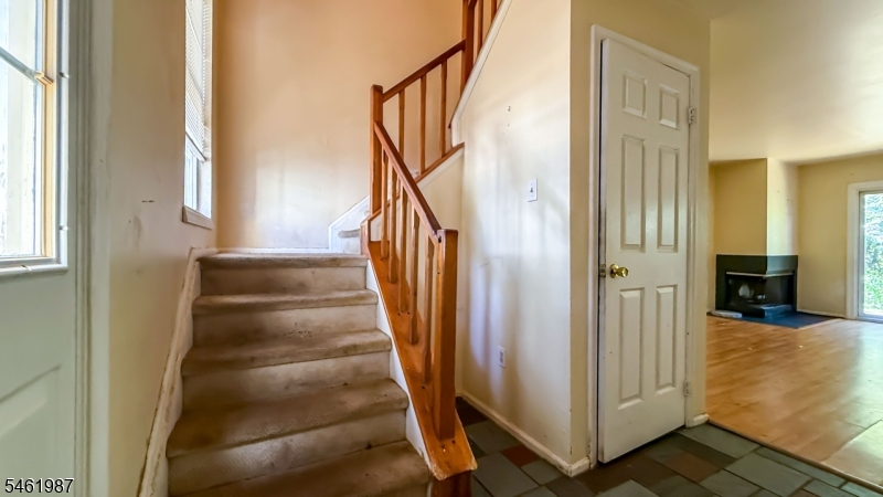 90 Stonehedge Court Franklin NJ 08873