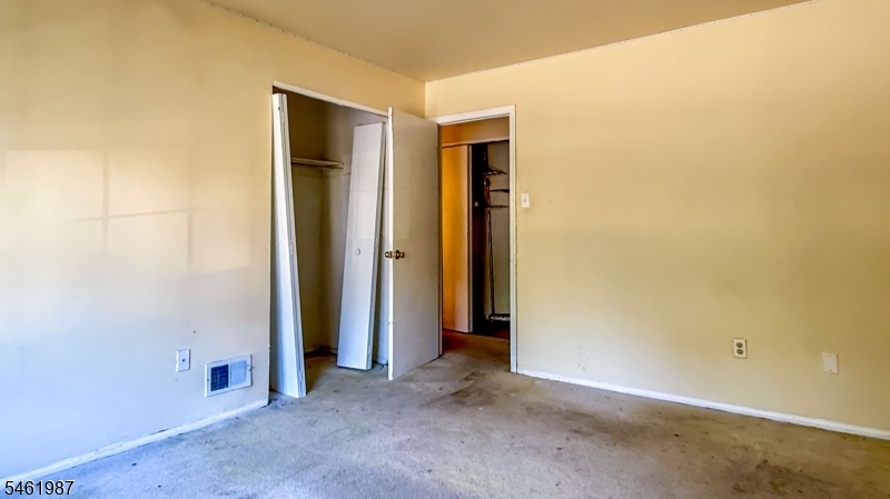 90 Stonehedge Court Franklin NJ 08873
