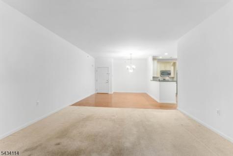 636 Sophee Lane Lakewood NJ 08701