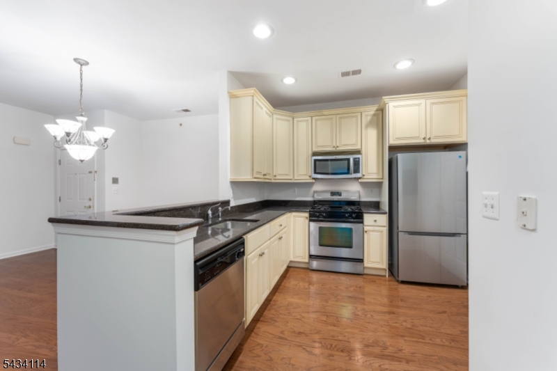 636 Sophee Lane Lakewood NJ 08701
