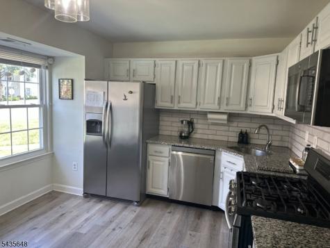 14 Albury Way North Brunswick NJ 08902