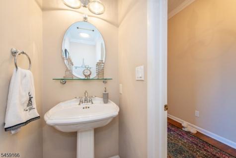 39 Chelsea Court Madison NJ 07940