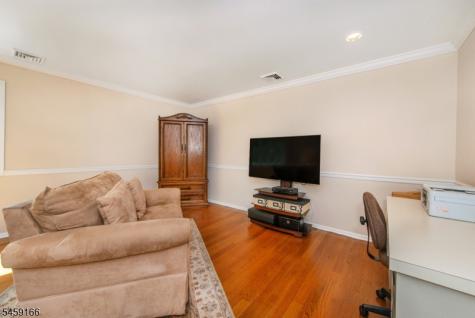 39 Chelsea Court Madison NJ 07940