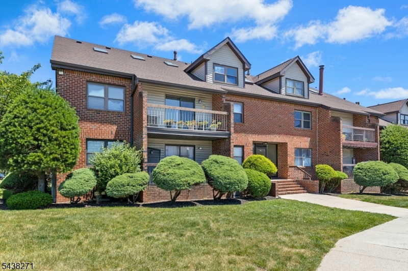 121 Beverly Hill Terrace Woodbridge NJ 07095