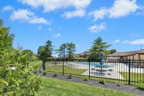 121 Beverly Hill Terrace Woodbridge NJ 07095