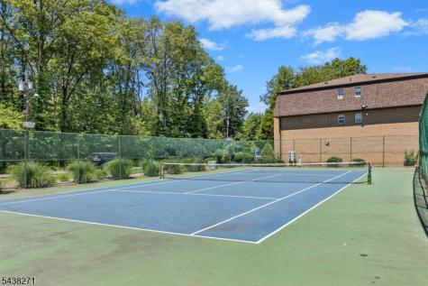 121 Beverly Hill Terrace Woodbridge NJ 07095