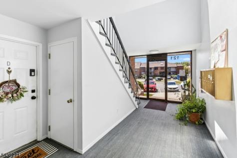 121 Beverly Hill Terrace Woodbridge NJ 07095