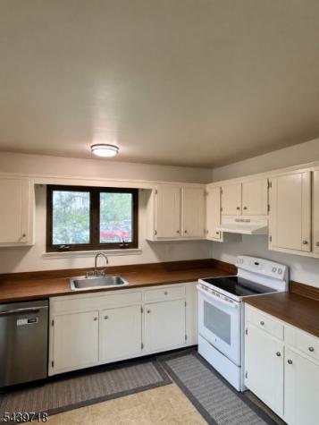 17329 Aspen Court Stanhope NJ 07874
