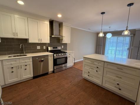 Edison NJ 08820