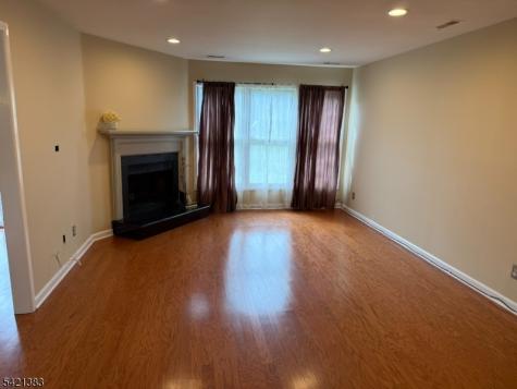 Edison NJ 08820