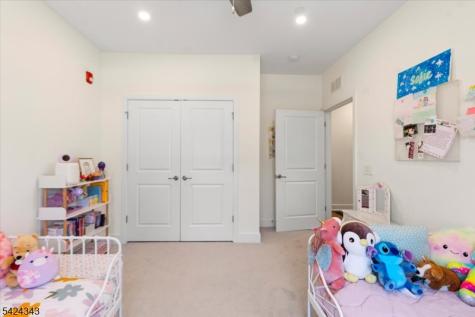 11 Veterans Way Morris Plains NJ 07950